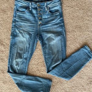 AMERICAN EAGLE Super High Rise Skinny Jeans